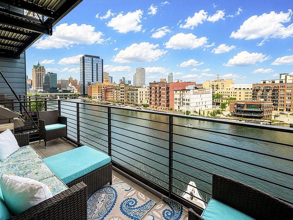 1st image of 106 W Seeboth STREET #616