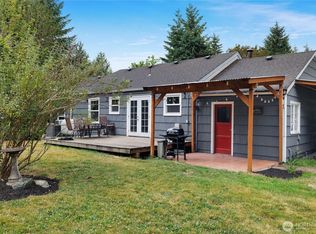 5140 Johnson Point Rd NE, Olympia, WA 98516