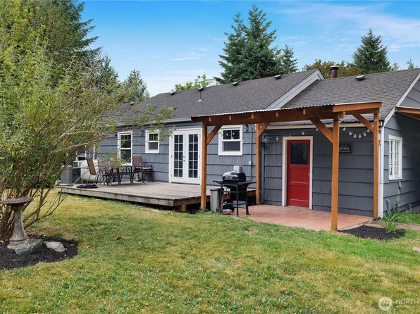 5140 Johnson Point Road NE, Olympia, WA 98516