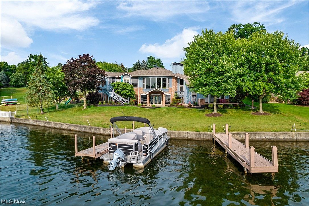 4310 Leighurst Dr, Akron, OH 44319 Zillow