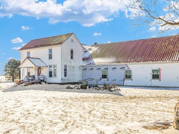 1500 N County Road 150e, Atwood, IL 61913
