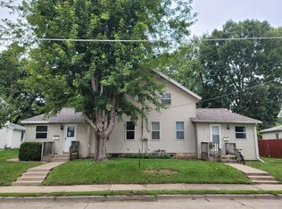 711 4th Ave, Sterling, IL 61081