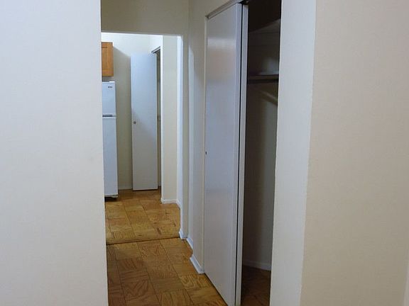 2nd image of 528 E 79th St APT 1C