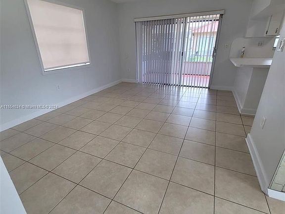 4th image of 10860 NW 1st Ln