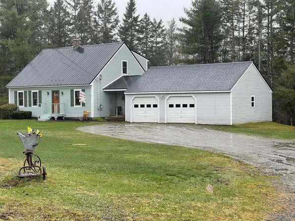 1735 State Hwy 150, Parkman, ME 04443