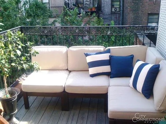 Rented by City Connections Realty | media 75