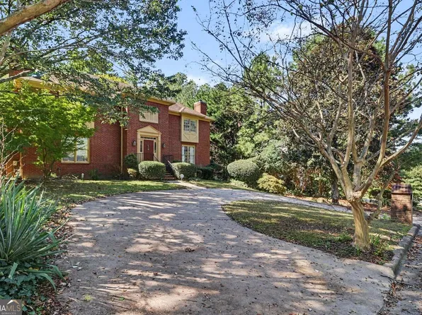 8880 Carroll Manor Dr, Sandy Springs, GA 30350