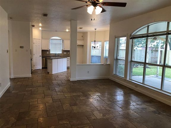 5th image of 4422 Zimmerly Ct