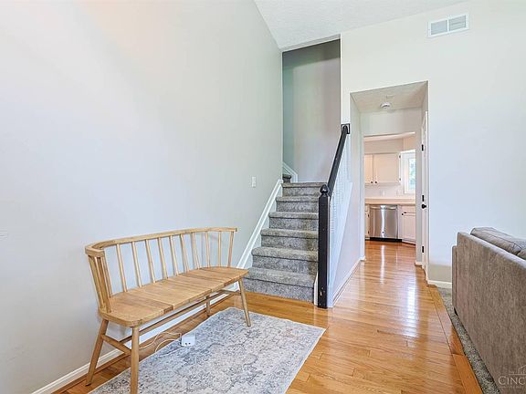 5th image of 212 Pincay Ct