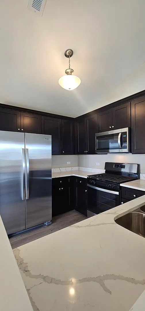 Building E- Tallgrass Estates A-E — Photo 4