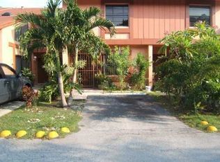 834 W 40th Dr #13, Hialeah, FL 33012