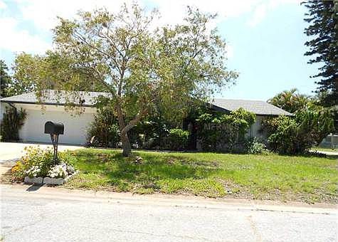 1st image of 3115 22nd Ave W