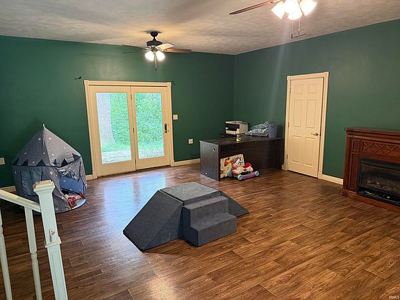5th image of 10066 Tulip Rd