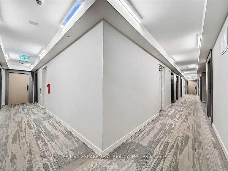 370 Martha St #710 — Photo 15