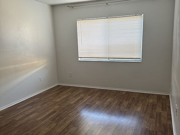 5th image of 646 Kenwick 205 Cir #205