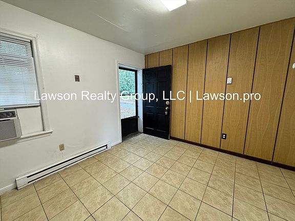 4th image of 740-742 Welton Ave SW