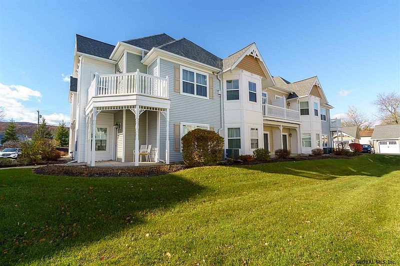 4th image of 307 KELLY Circle