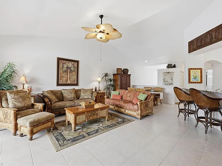 1150 Sweetwater Ln #1207 — Photo 5