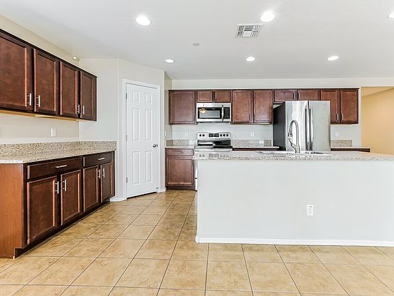 5th image of 1461 N Balboa