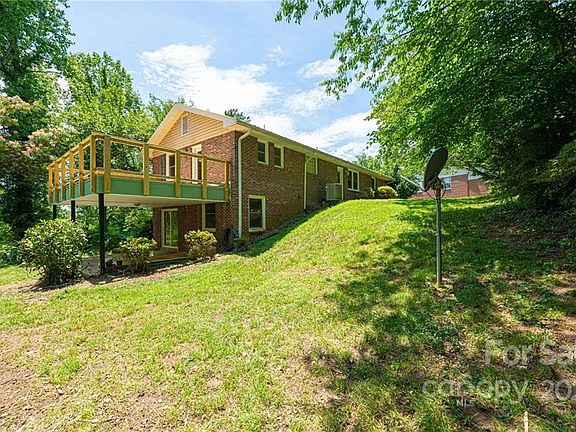 4th image of 6294 S Lake Dr