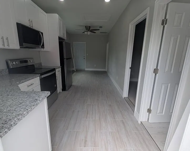 2920 Division Dr N #2 — Photo 1