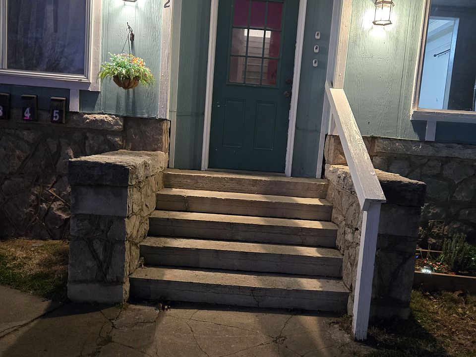 1st image of 332 W Coler St #1