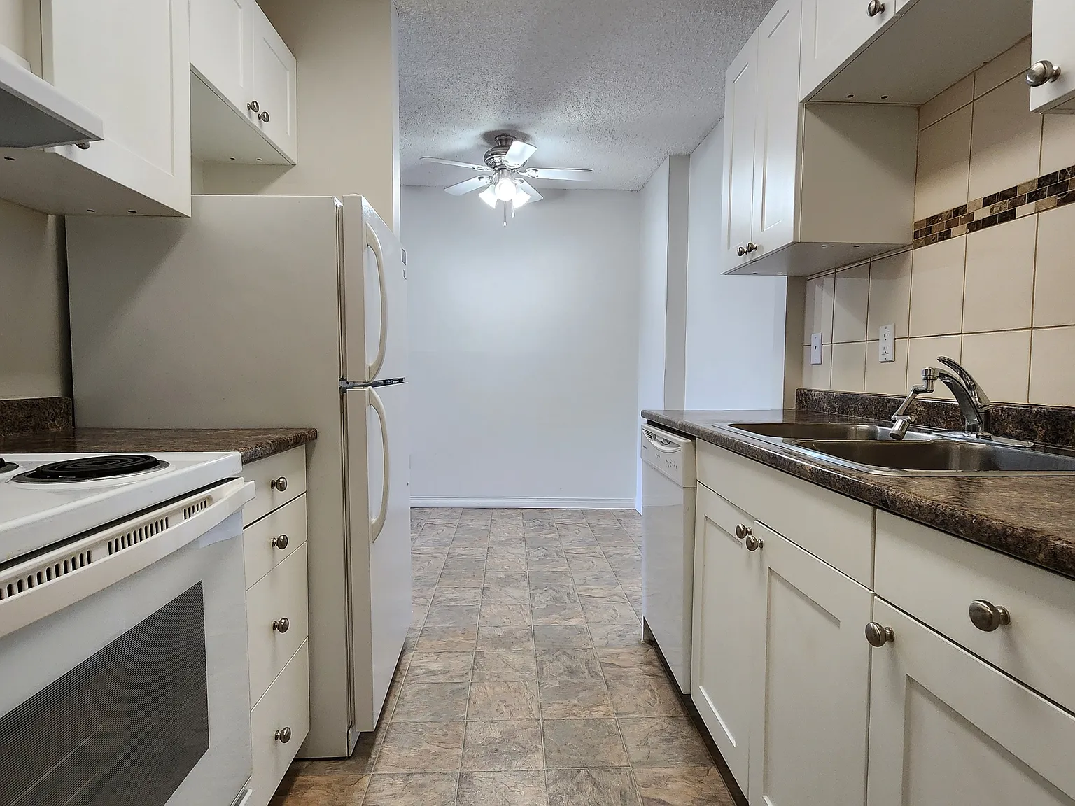 Riverbend Estates — Photo 1
