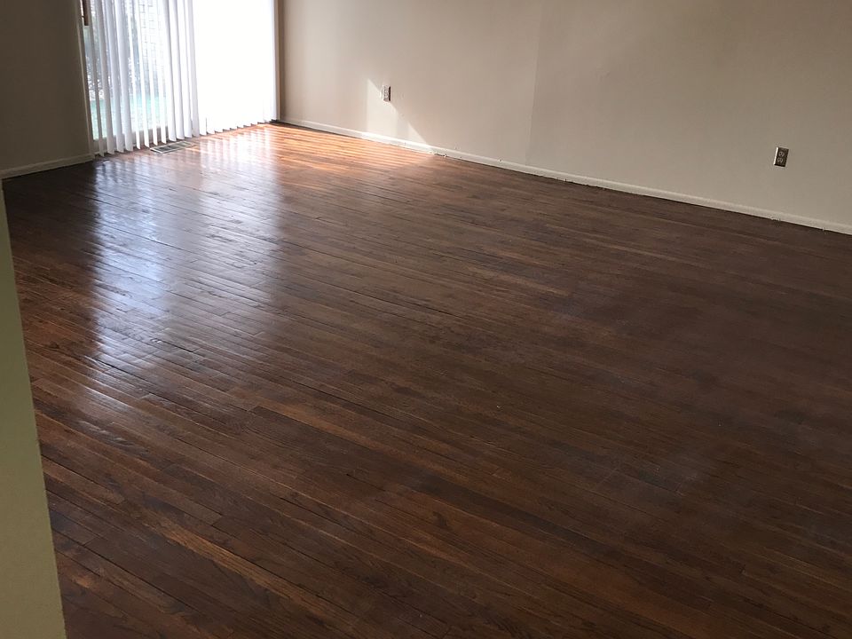 1st image of 925 Laprairie St #209-101-1