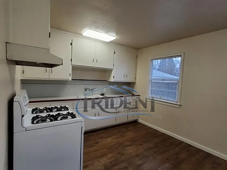 2127 Sicard St — Photo 2