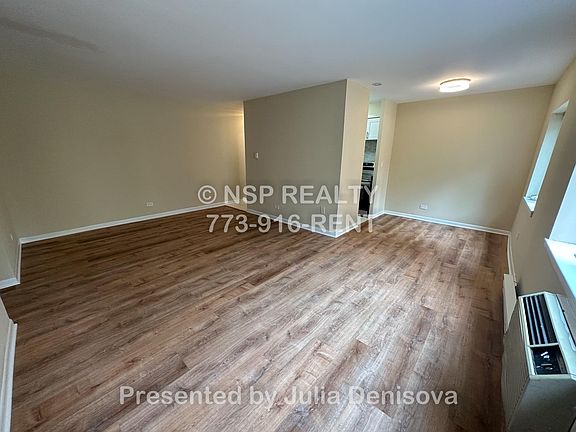 5th image of 3825 N Pine Grove Ave #1