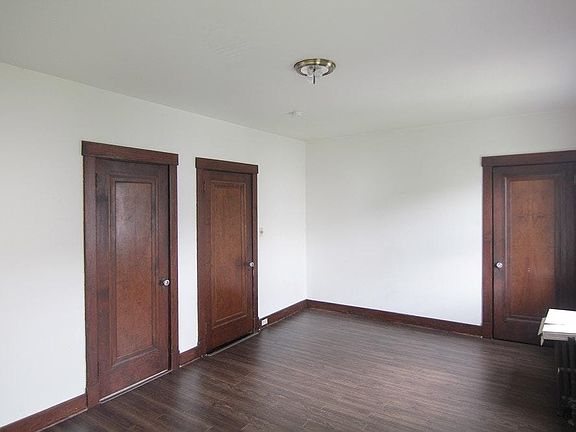 4th image of 704 S Trenton Ave #2