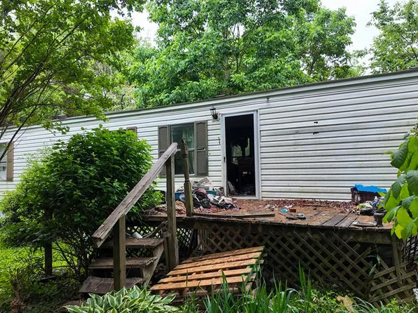 1378 Old Federal Rd S, Chatsworth, GA 30705