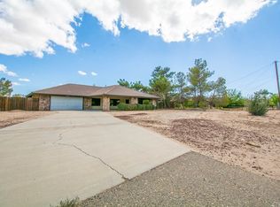 11043 Arroyo Rd, Hesperia, CA 92345