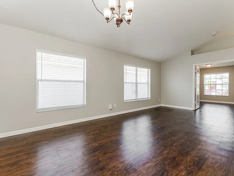 2262 Mallard Creek Cir — Photo 6