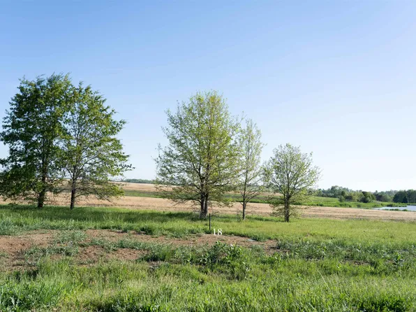 9685 Ayrshire Rd, Chandler, IN 47610