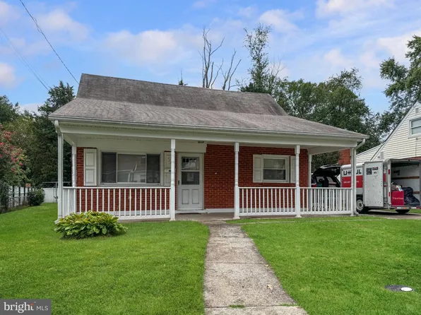 179 Colburn Dr, Manassas Park, VA 20111