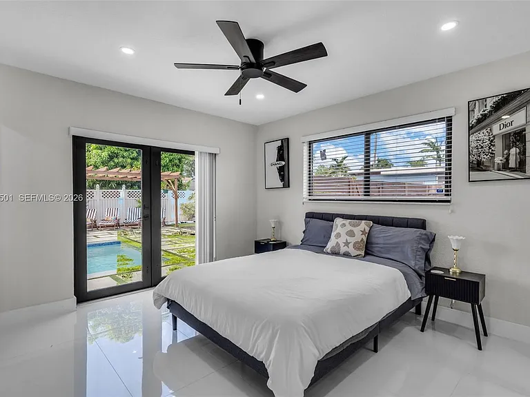 3609 SW 23rd St — Photo 24