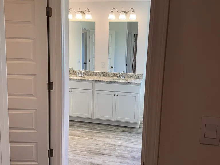 58 Sawbrier St — Photo 6