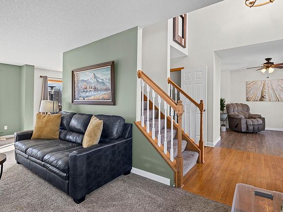 4th image of 13710 Fair Oak Ct