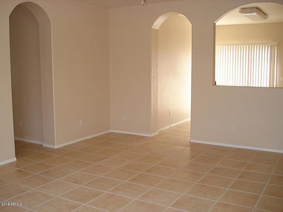 4th image of 6422 S 10th Dr