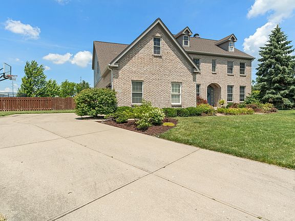 4th image of 8754 Lily Ct