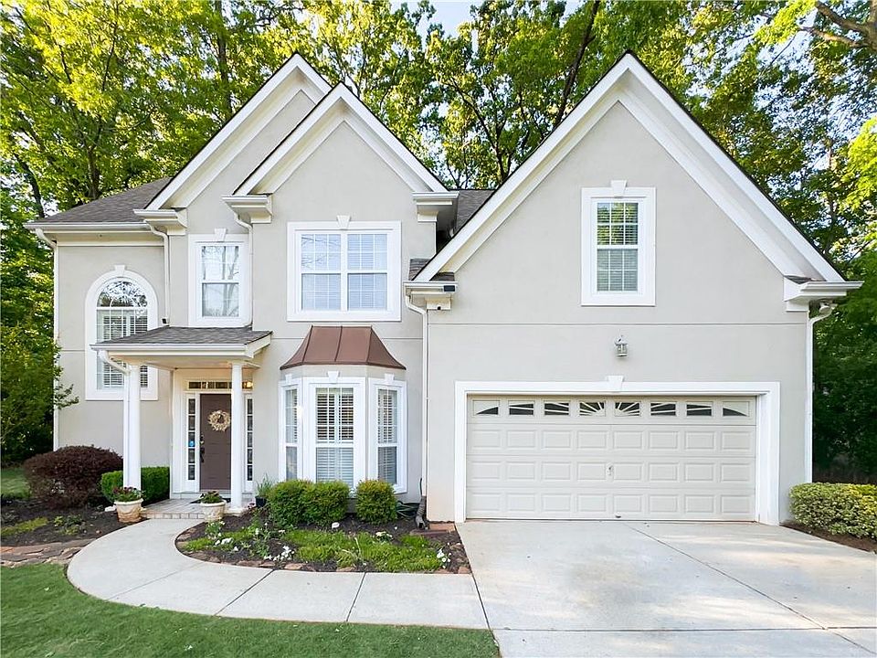 1st image of 850 Dogwood Park Dr