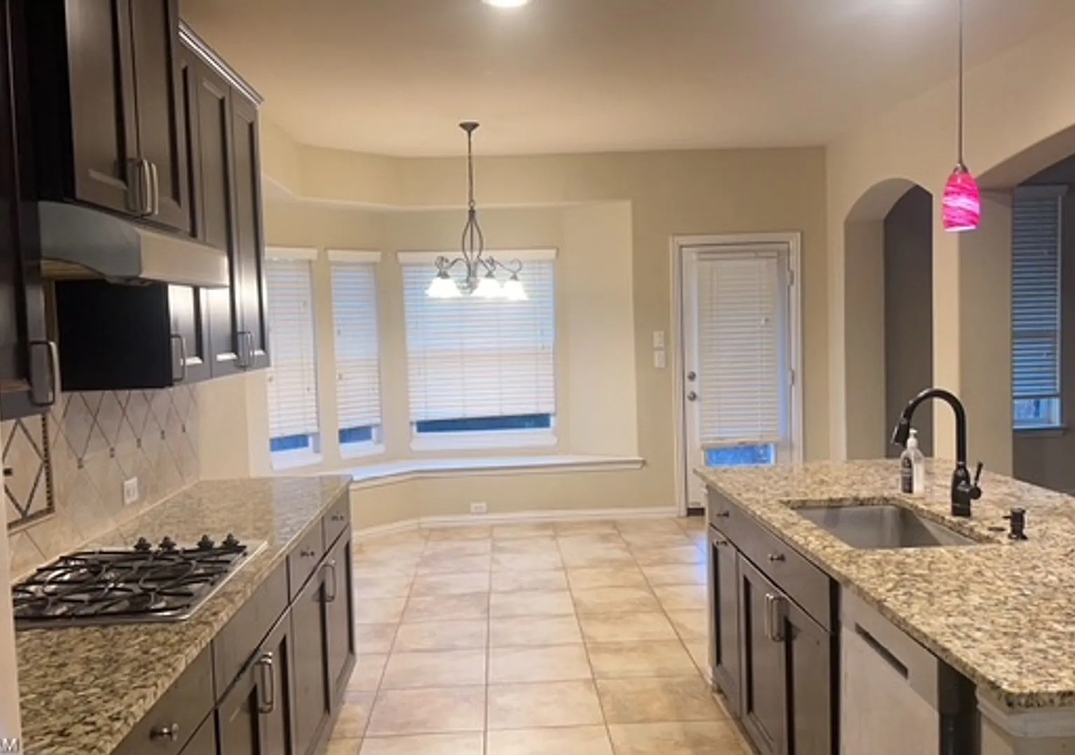 2505 Mesa Glen Drive — Photo 3