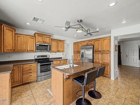 2nd image of 2055 E 7TH Avenue