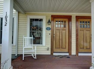 Waverly Place, Warwick, RI 02889