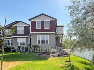1424 S Mountain View Ct, Woods Cross, UT 84087