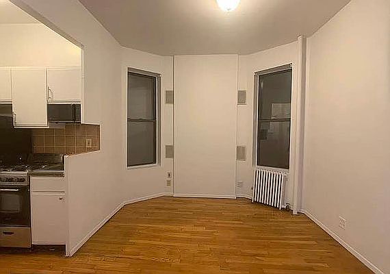 2nd image of 515 W 46th St #3