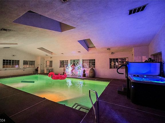 2nd image of 4261 E Hacienda Ave