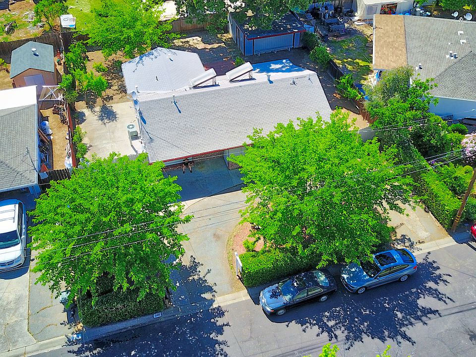 2nd image of 1145 Marilyn Way