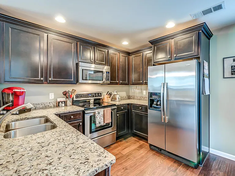 1431 Riverbrook Dr #1 — Photo 7